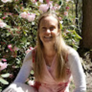 Meet your Posher, Lauren elizabeth